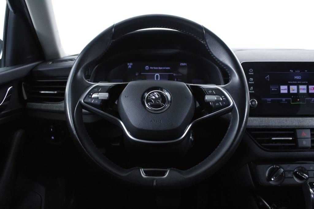 skoda-kamiq-2024-gasolina-999cc