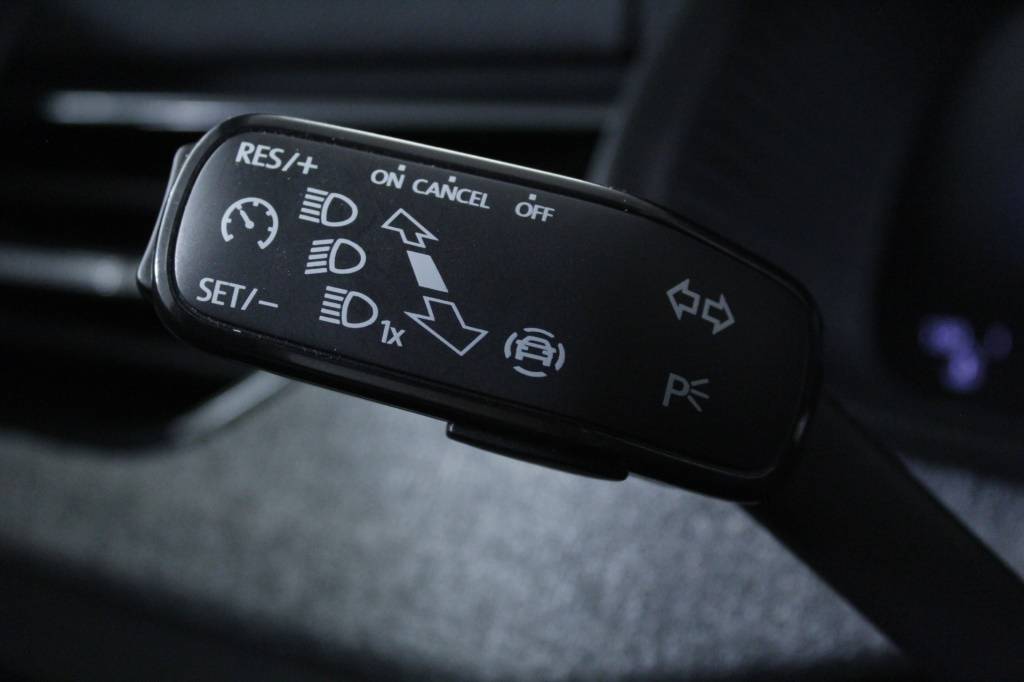 skoda-kamiq-2024-gasolina-999cc
