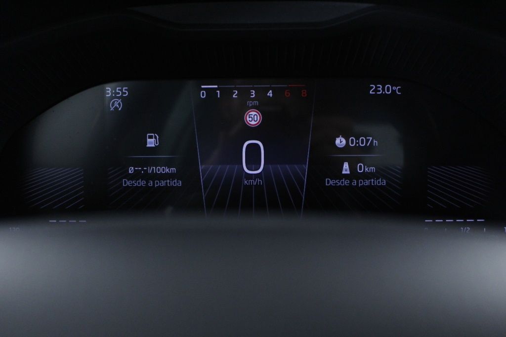 skoda-kamiq-2024-gasolina-999cc