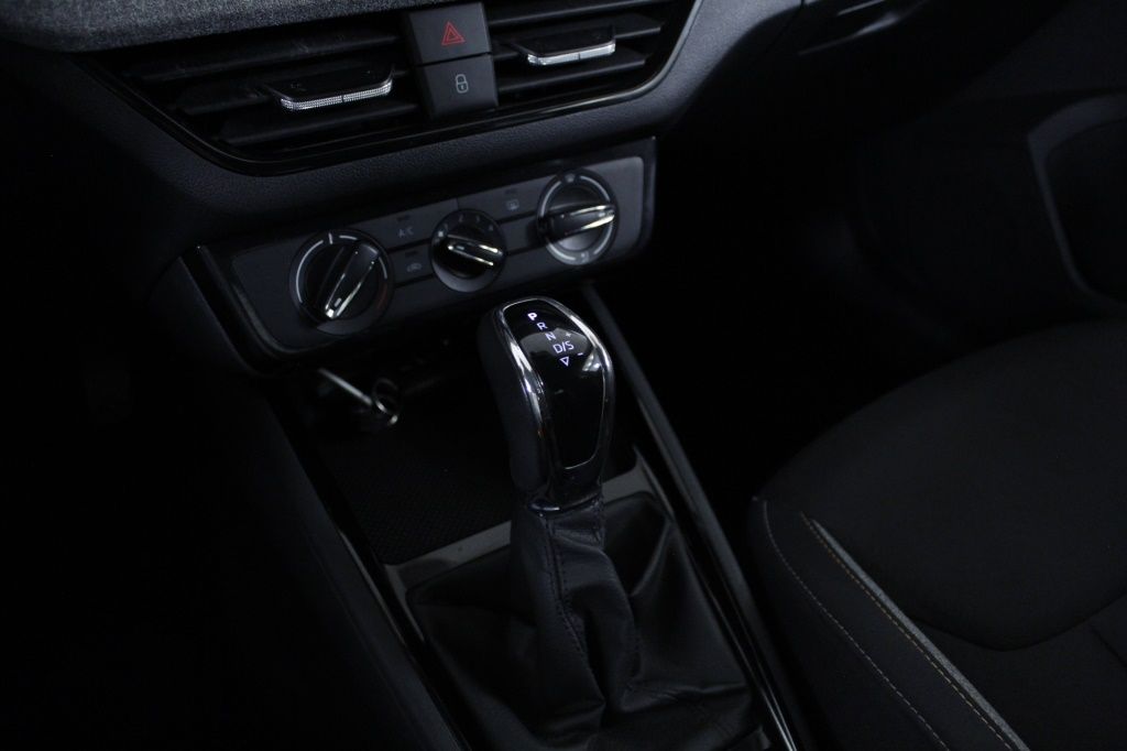 skoda-kamiq-2024-gasolina-999cc