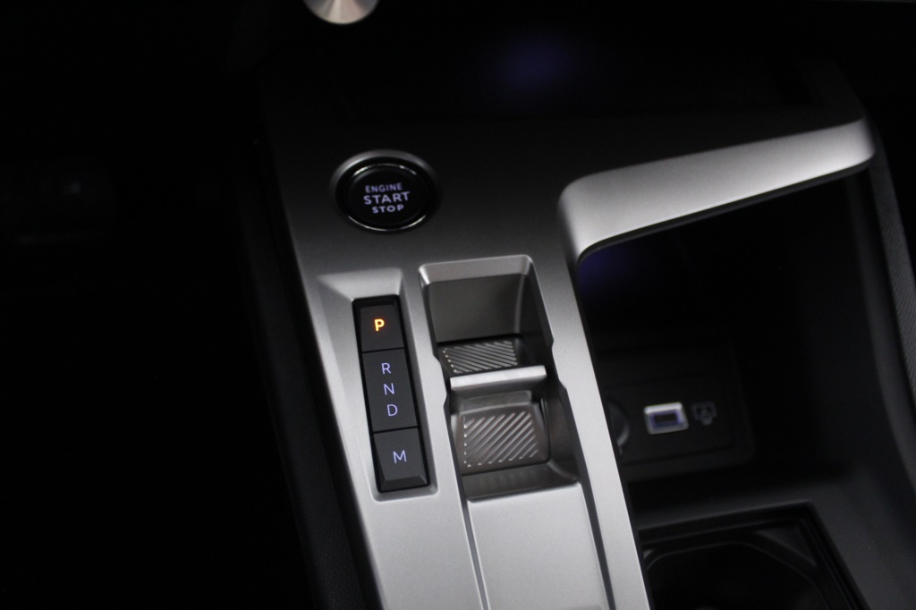 peugeot-308-2025-diesel-1499cc