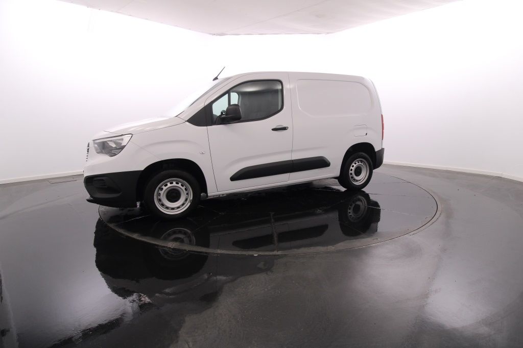 opel-combo-2023-diesel-1499cc