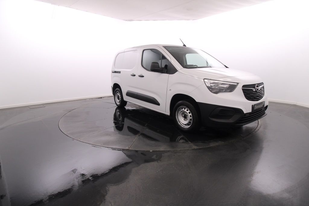 opel-combo-2023-diesel-1499cc