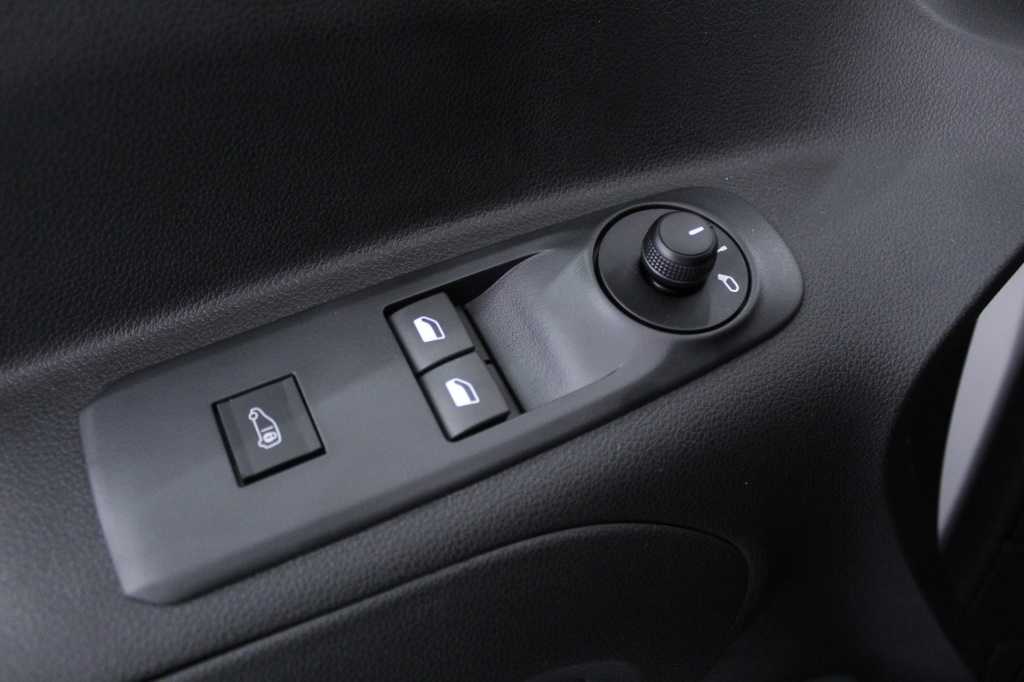 opel-combo-2023-diesel-1499cc