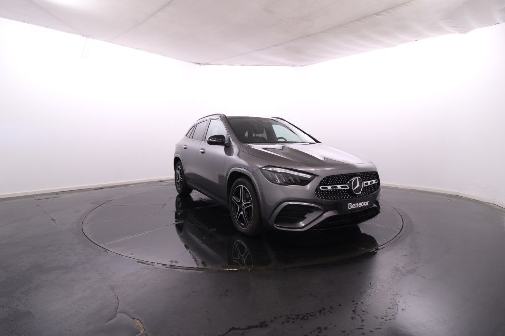 mercedes-benz-gla-2023-diesel-1950cc