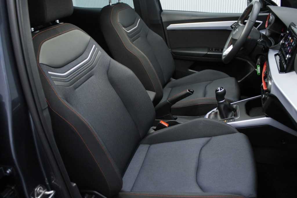 seat-arona-2025-gasolina-999cc