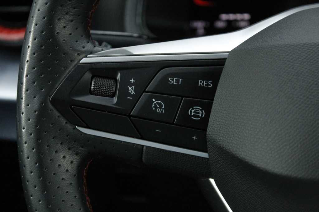 seat-arona-2025-gasolina-999cc