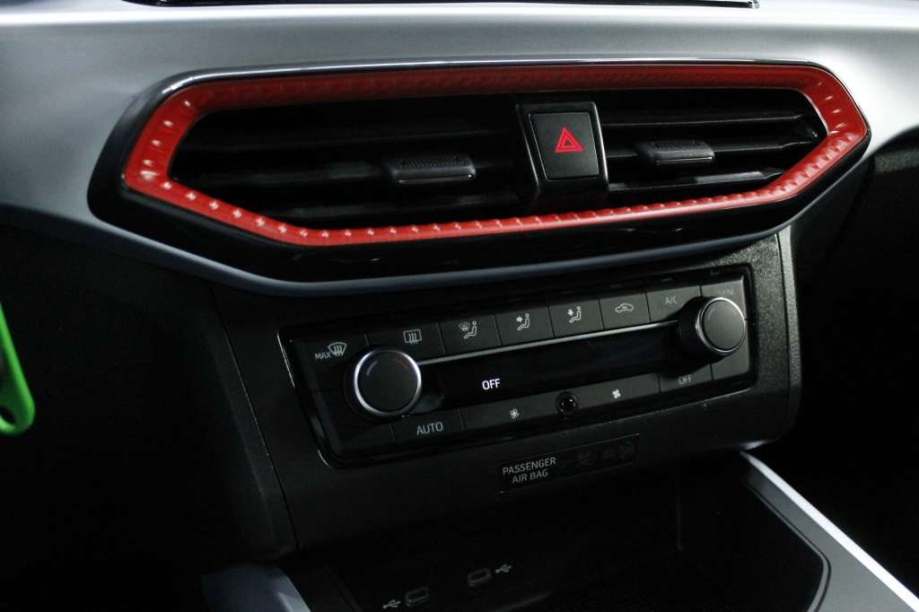 seat-arona-2025-gasolina-999cc