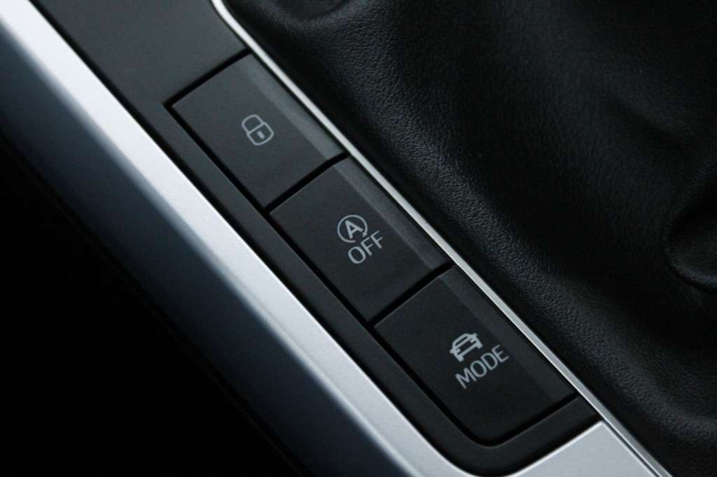 seat-arona-2025-gasolina-999cc