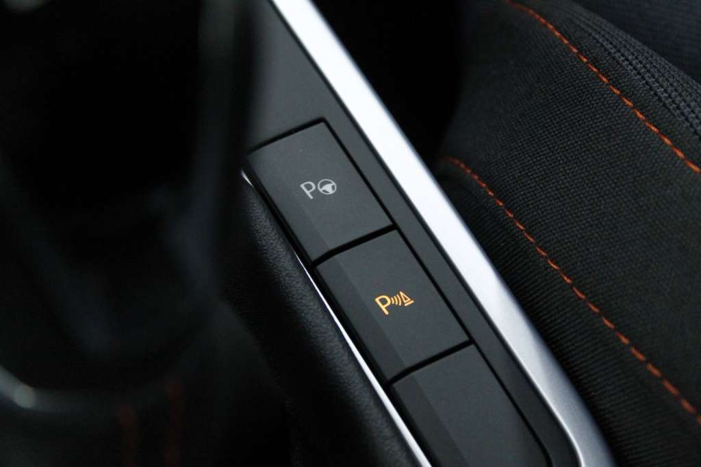 seat-arona-2025-gasolina-999cc
