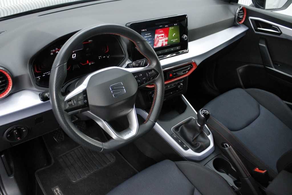 seat-arona-2025-gasolina-999cc