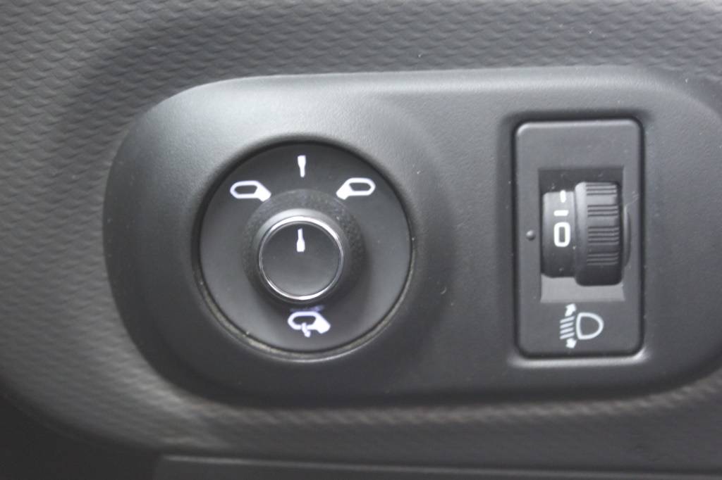 citroen-c4-cactus-2020-diesel-1499cc