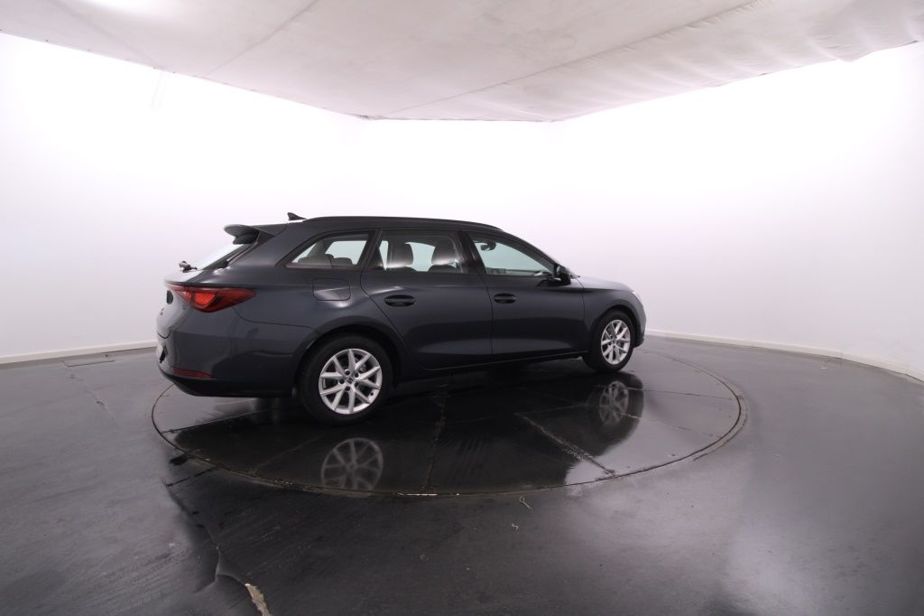 seat-leon-st-2024-gasolina-999cc
