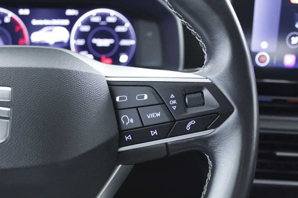 seat-leon-st-2024-gasolina-999cc
