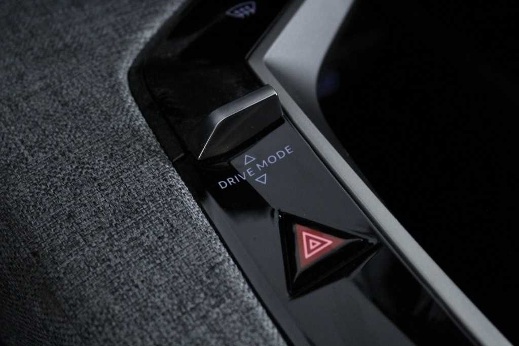 peugeot-5008-2025-hibrido-1199cc