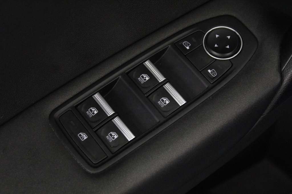 renault-captur-2025-gpl-999cc