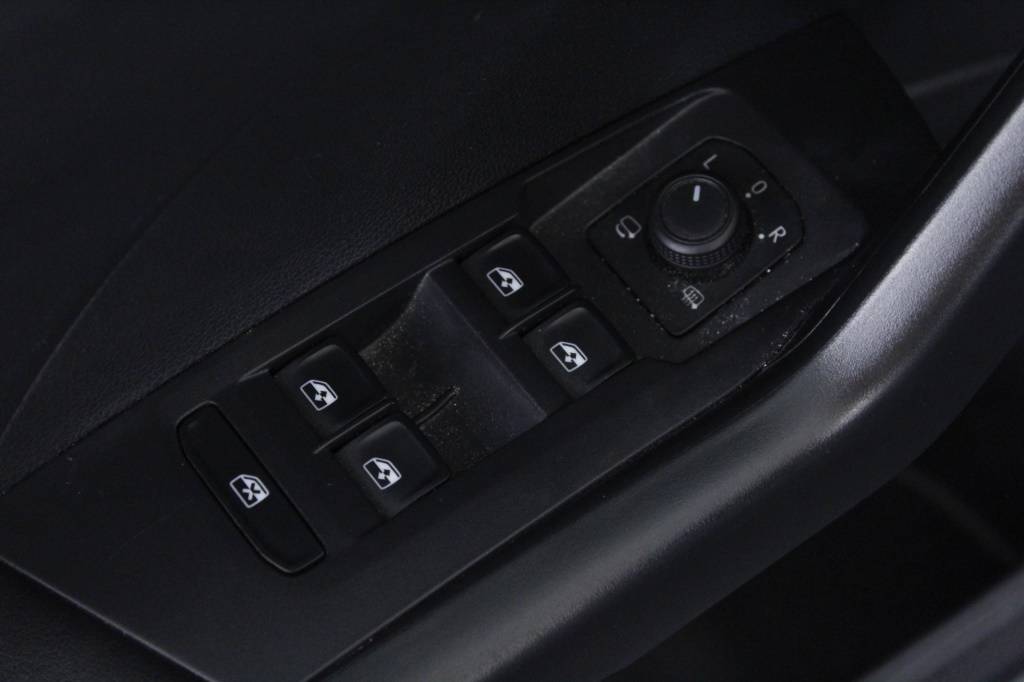 volkswagen-t-cross-2023-gasolina-999cc