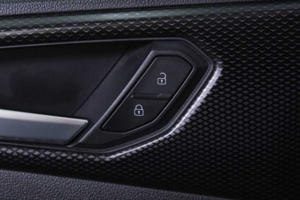volkswagen-t-cross-2023-gasolina-999cc