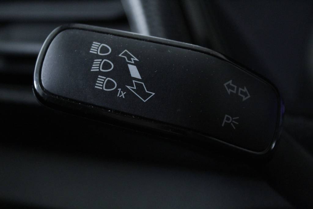 volkswagen-t-cross-2023-gasolina-999cc