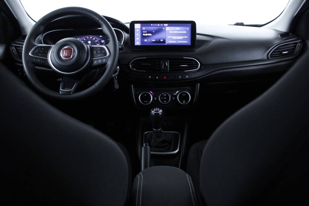 fiat-tipo-station-wagon-2023-gasolina-999cc