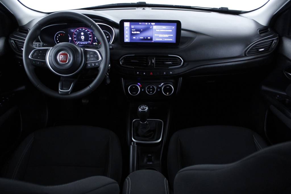 fiat-tipo-station-wagon-2023-gasolina-999cc