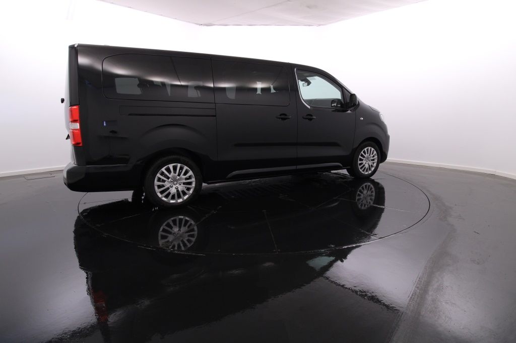 peugeot-traveller-2023-eletrico-1cc