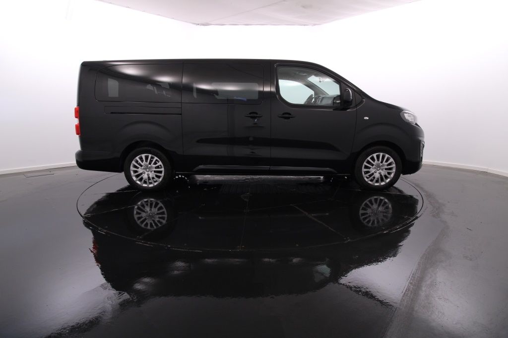peugeot-traveller-2023-eletrico-1cc