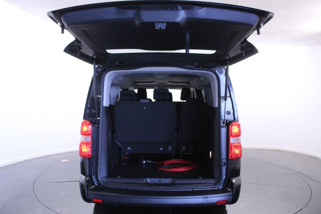 peugeot-traveller-2023-eletrico-1cc