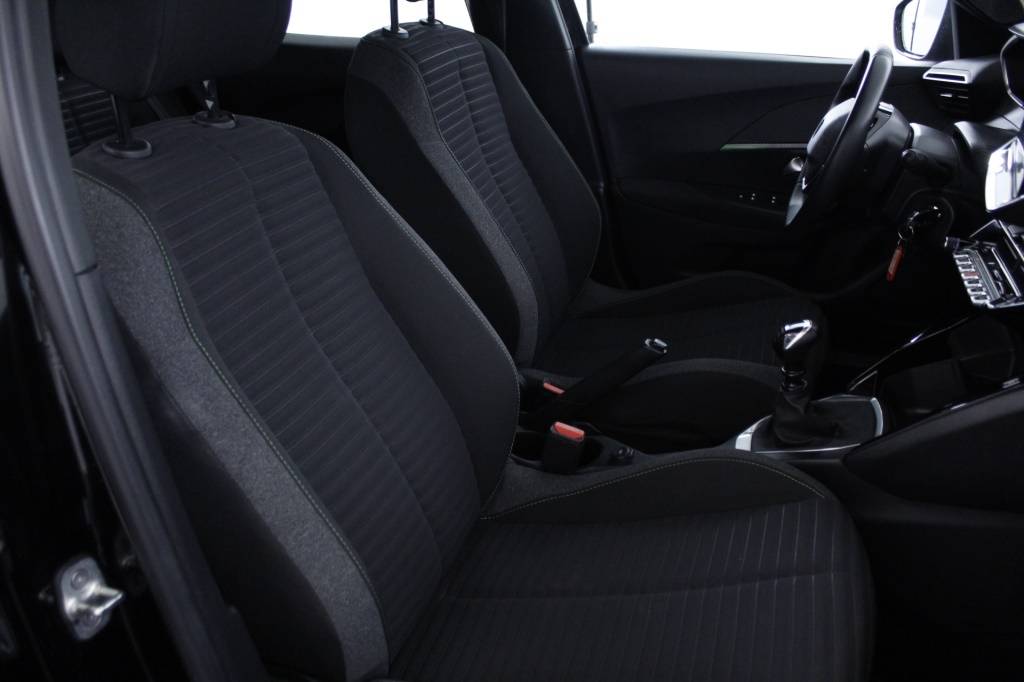 peugeot-2008-2024-gasolina-1199cc