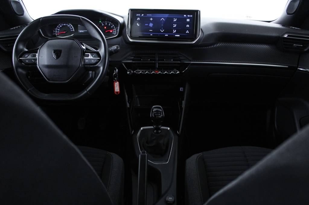 peugeot-2008-2024-gasolina-1199cc