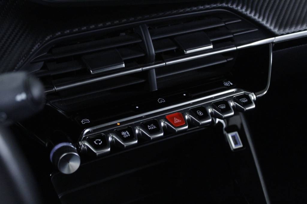 peugeot-2008-2024-gasolina-1199cc
