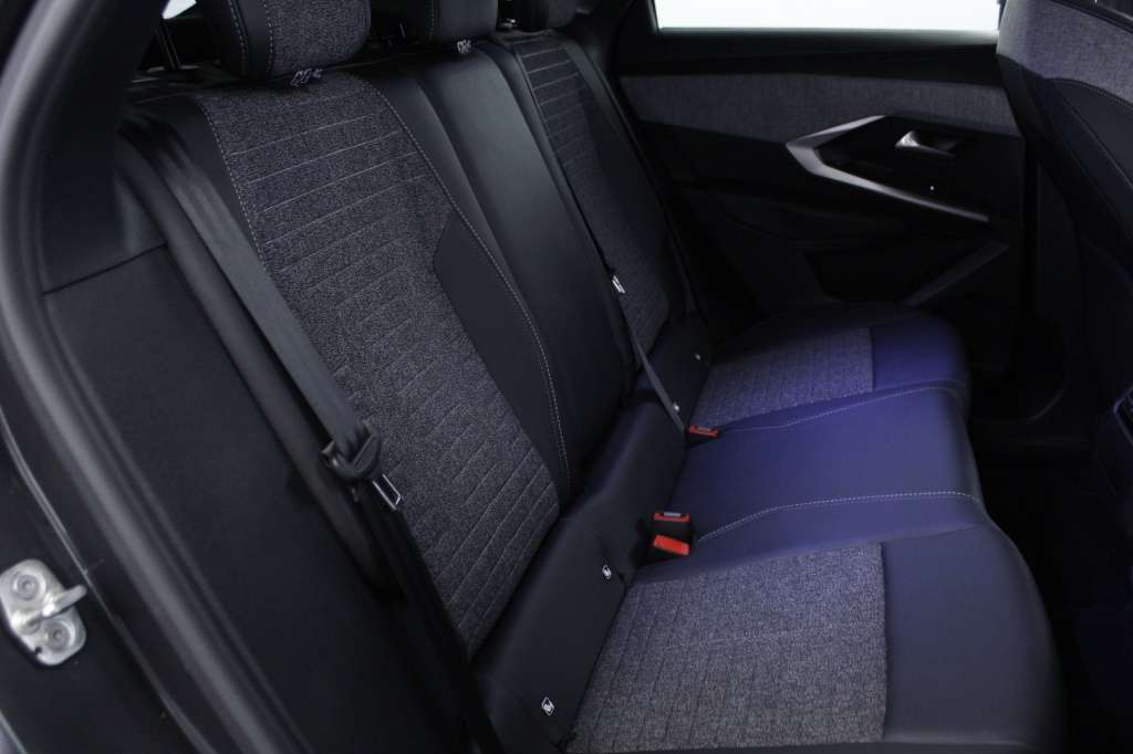peugeot-3008-2025-hibrido-1199cc
