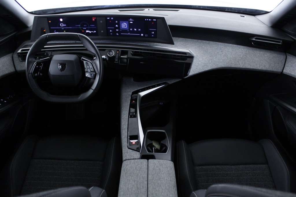 peugeot-3008-2025-hibrido-1199cc