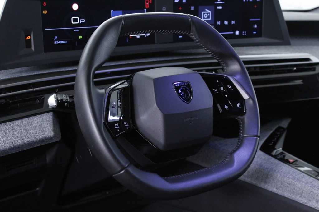 peugeot-3008-2025-hibrido-1199cc