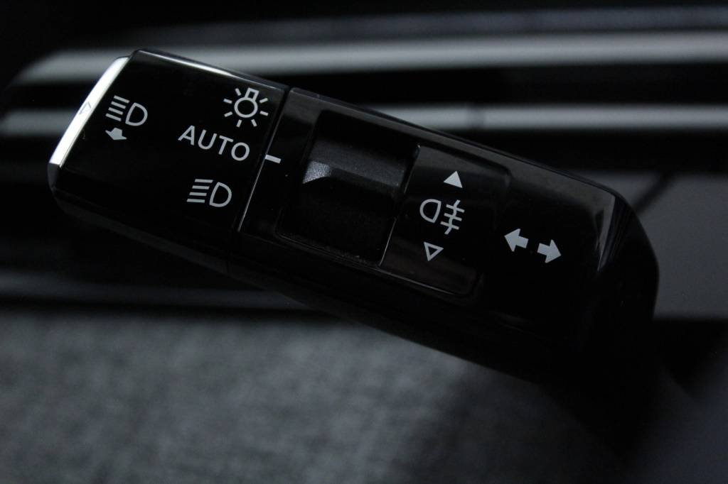 peugeot-3008-2025-hibrido-1199cc