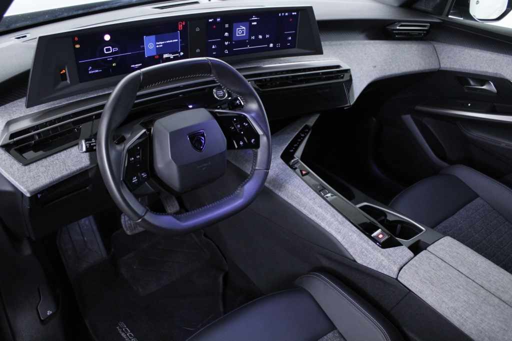 peugeot-3008-2025-hibrido-1199cc