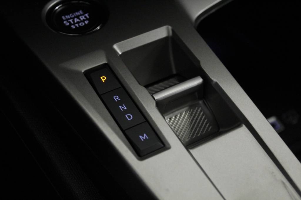 peugeot-408-2025-hibrido-1199cc