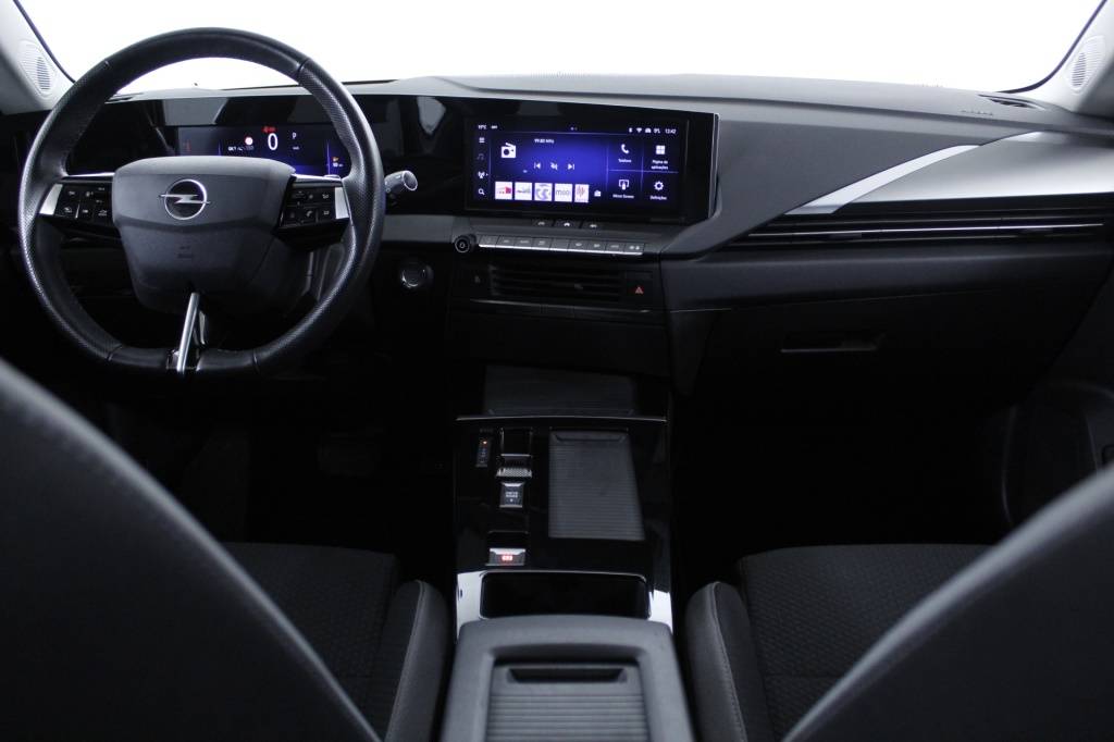 opel-astra-sport-tourer-2025-diesel-1499cc