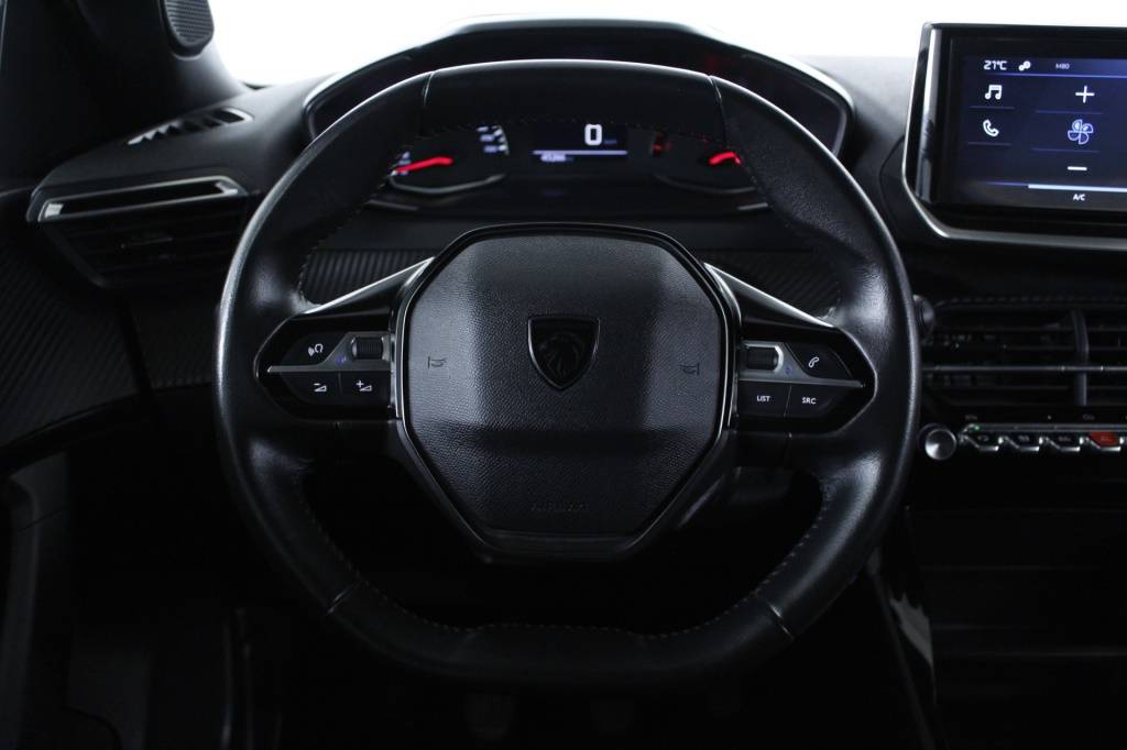 peugeot-2008-2024-gasolina-1199cc