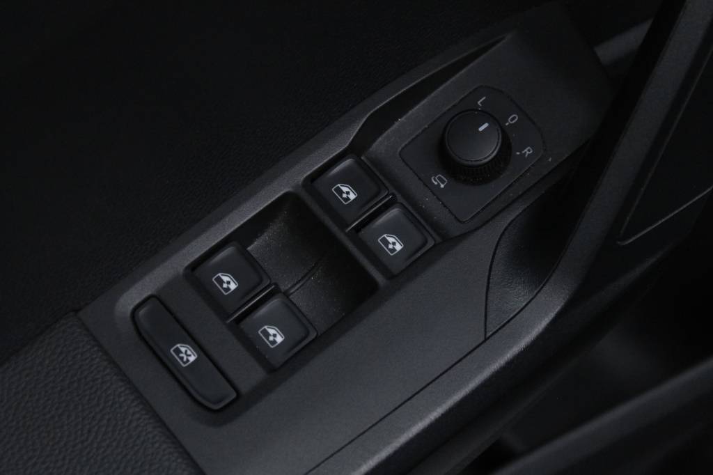 seat-ibiza-2024-gasolina-999cc