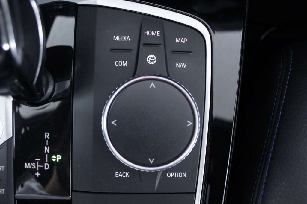 bmw-serie-2-2021-diesel-1496cc