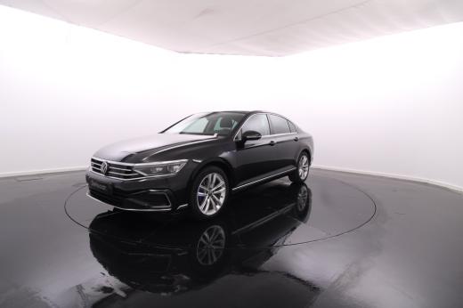 volkswagen-passat-2023-hibrido-1395cc