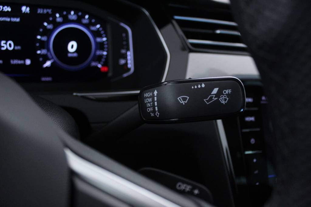 volkswagen-passat-2023-hibrido-1395cc