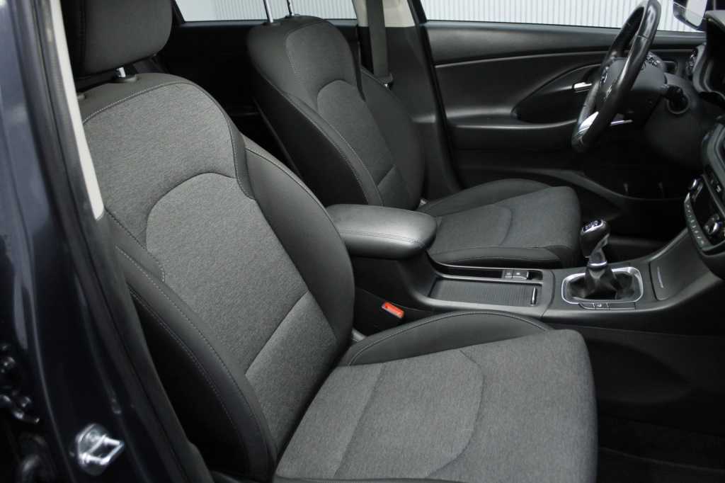hyundai-i30-2024-gasolina-998cc