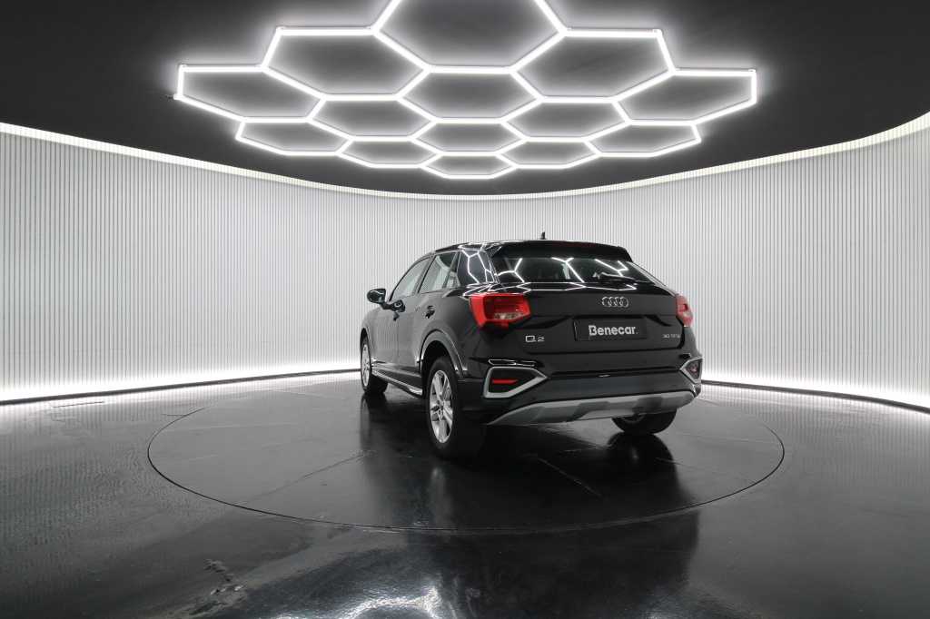 audi-q2-2025-gasolina-999cc