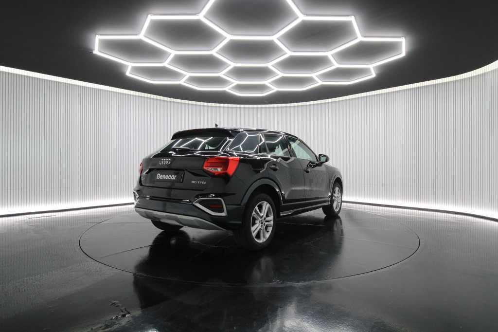 audi-q2-2025-gasolina-999cc