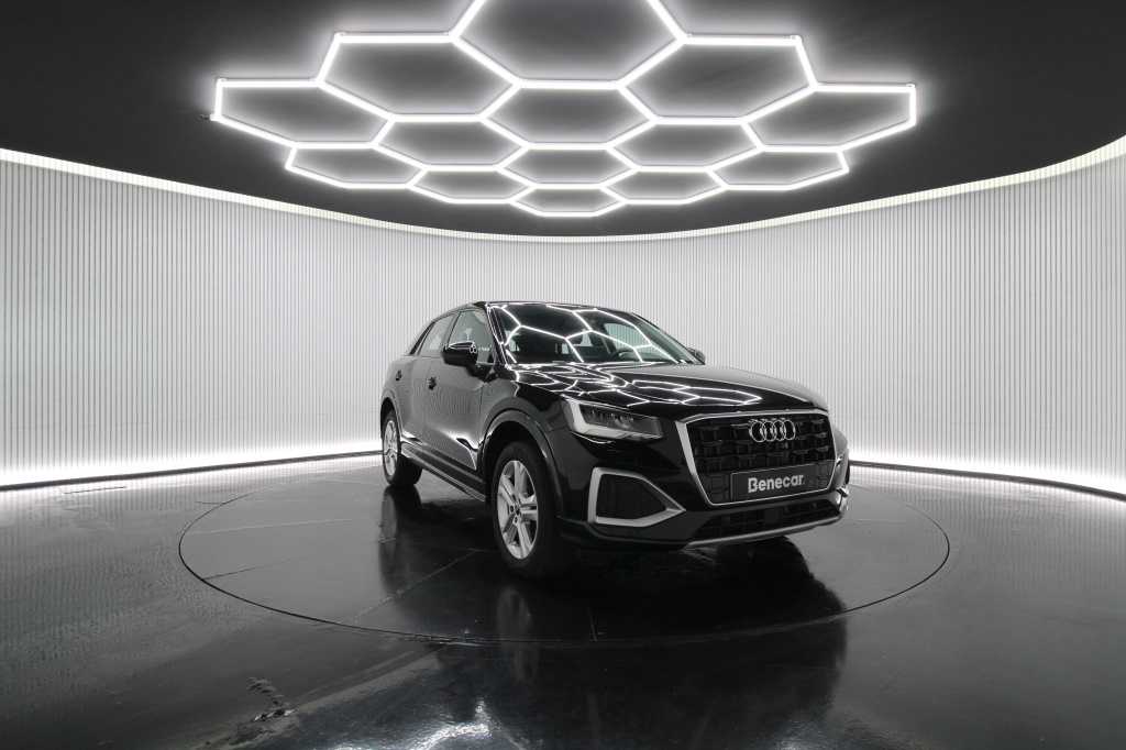 audi-q2-2025-gasolina-999cc