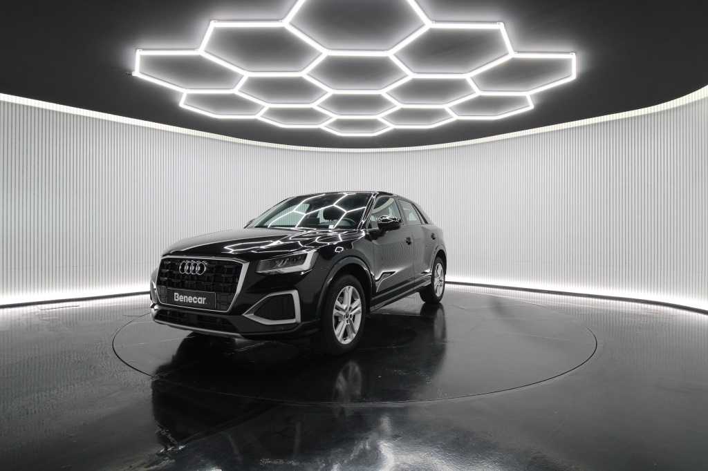 audi-q2-2025-gasolina-999cc