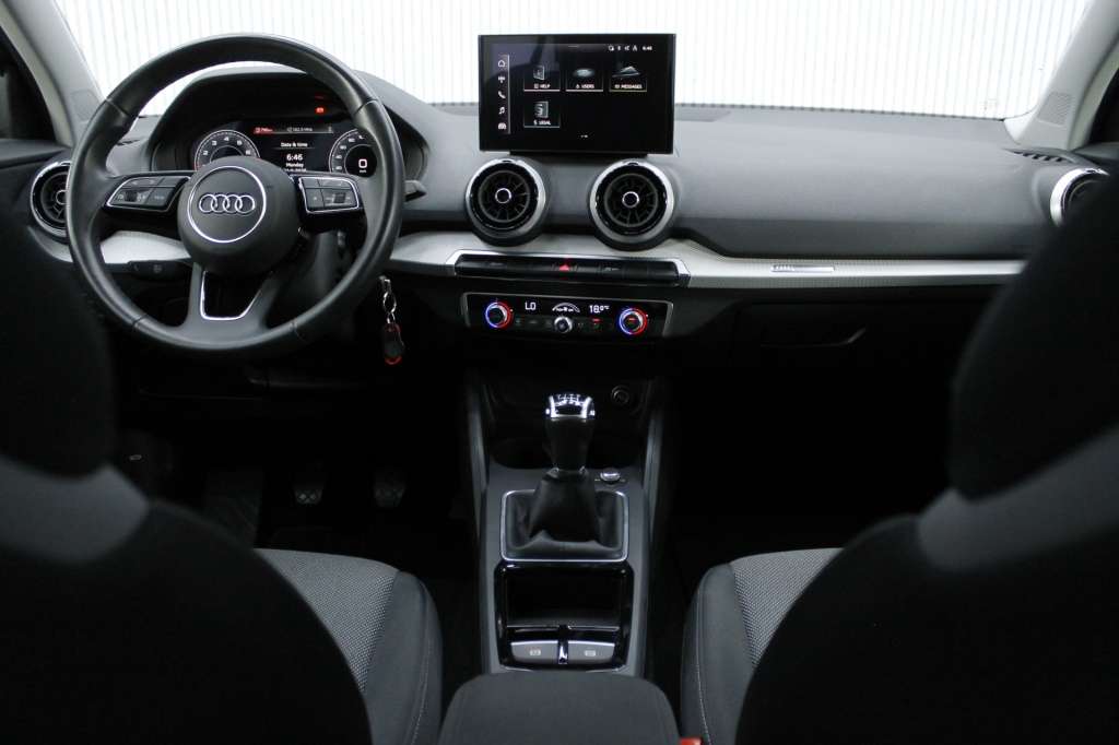 audi-q2-2025-gasolina-999cc