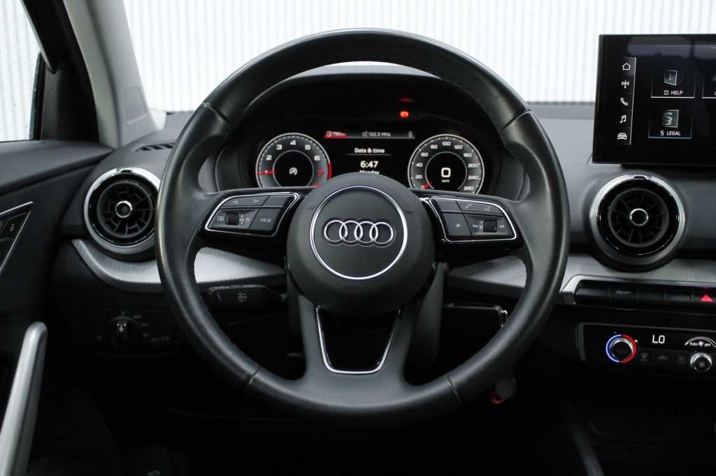 audi-q2-2025-gasolina-999cc